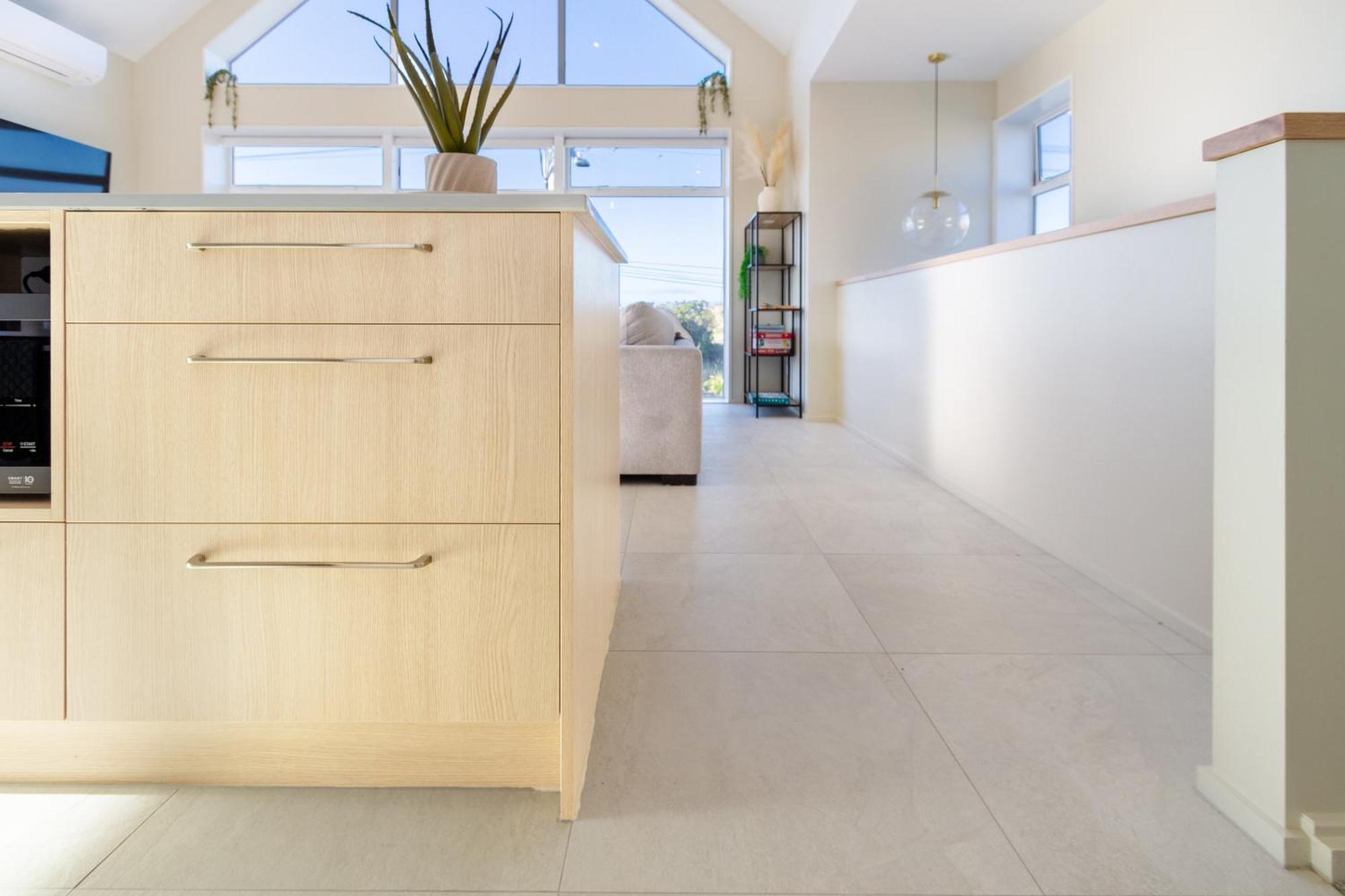Luxury Beachside Living Elegant 3-Bedroom Haven Christchurch Eksteriør billede