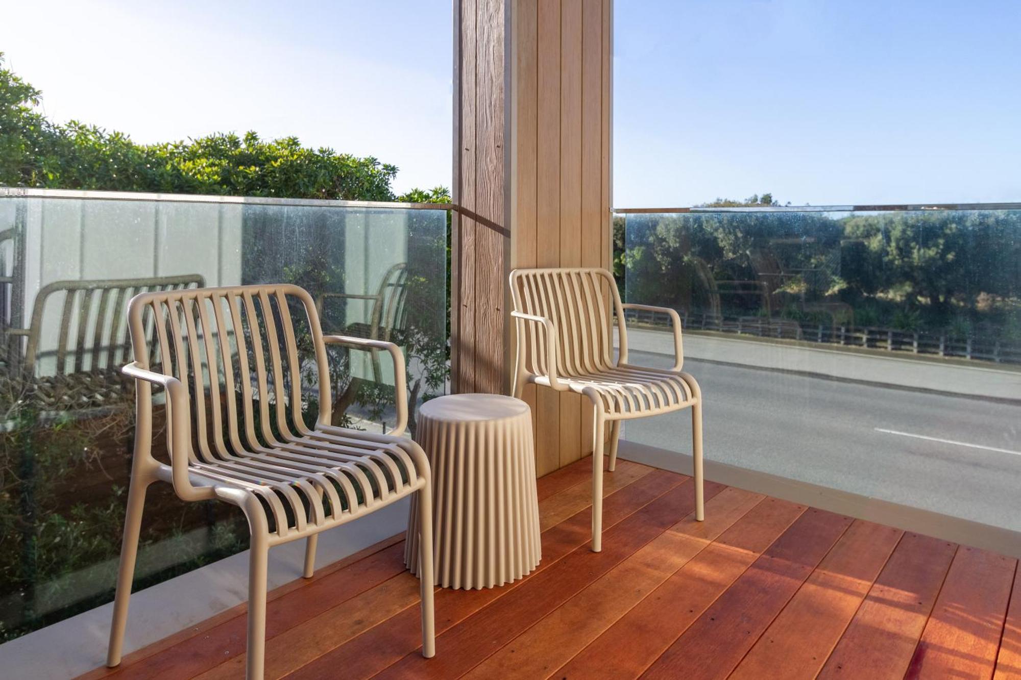 Luxury Beachside Living Elegant 3-Bedroom Haven Christchurch Eksteriør billede